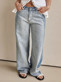 Women's Contrast Straight Leg Jeans with Pockets