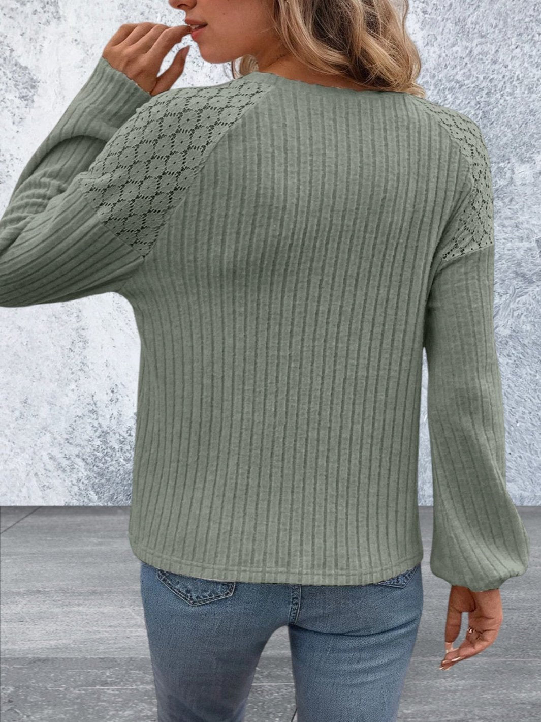 Womens Long Sleeve Round Neck Knit Top