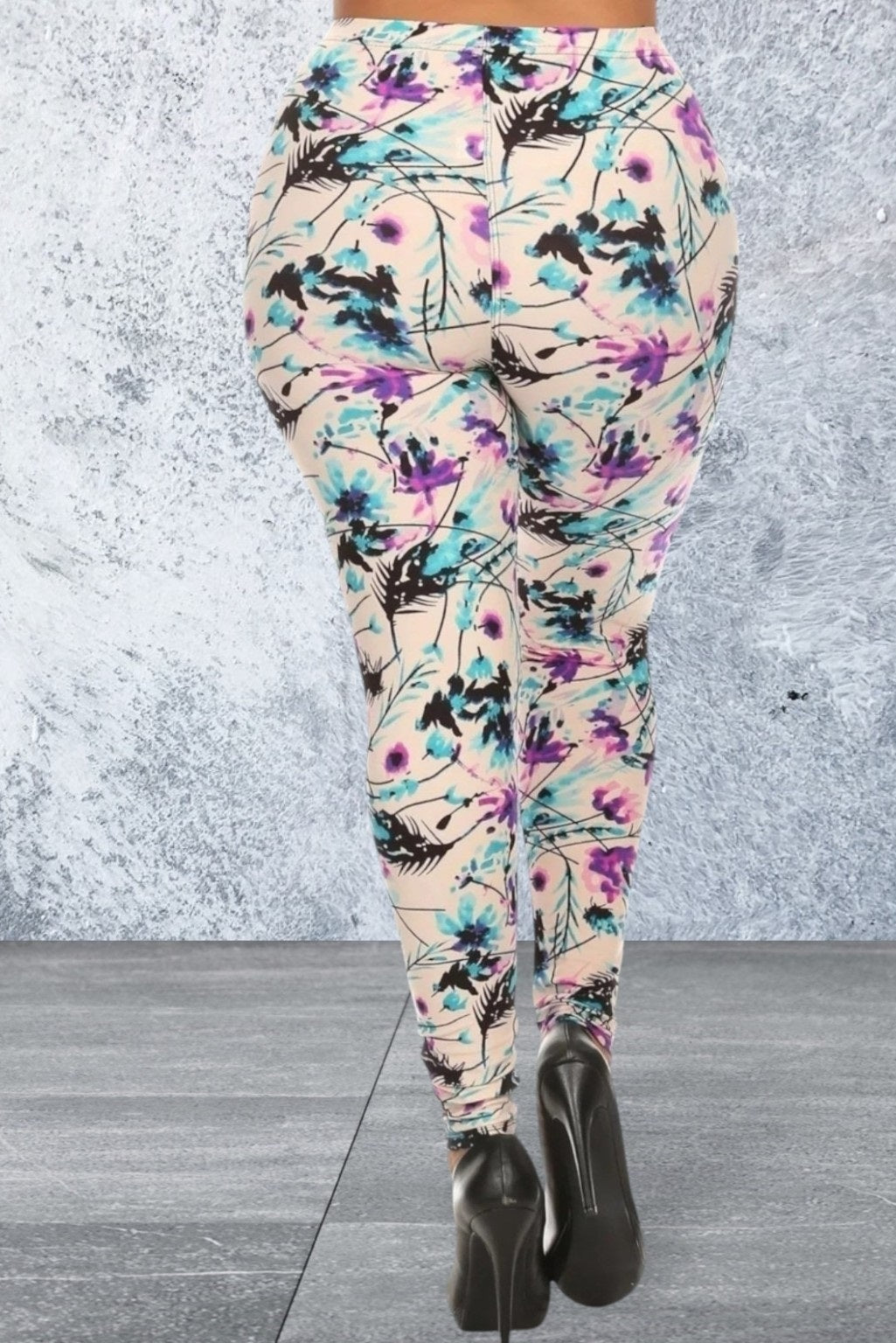 Plus Size Floral Print Leggings