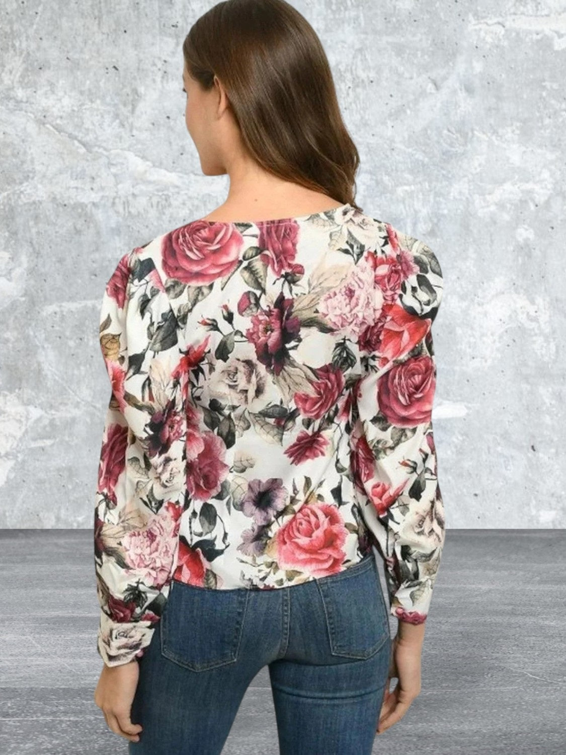 Long sleeve v-neck floral print top