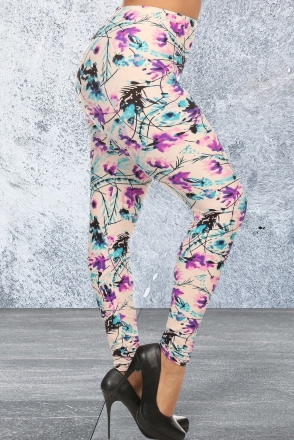Plus Size Floral Print Leggings