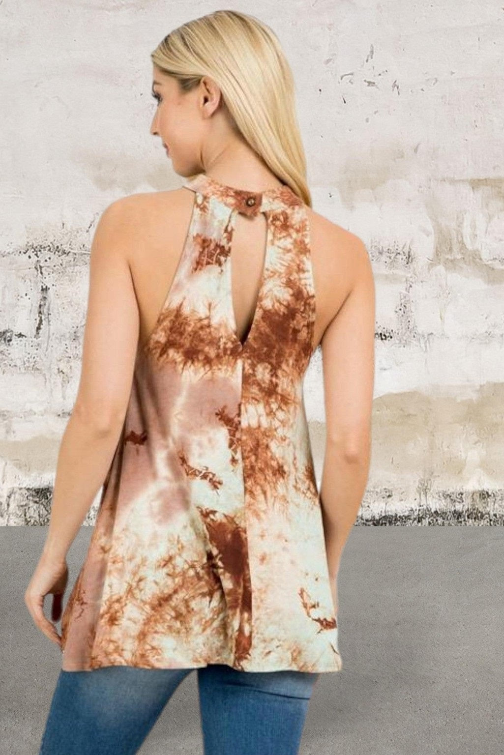 Sleeveless pullover rust tie dye top