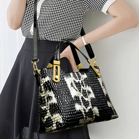 New Fashion Glossy Crossbody Handbag