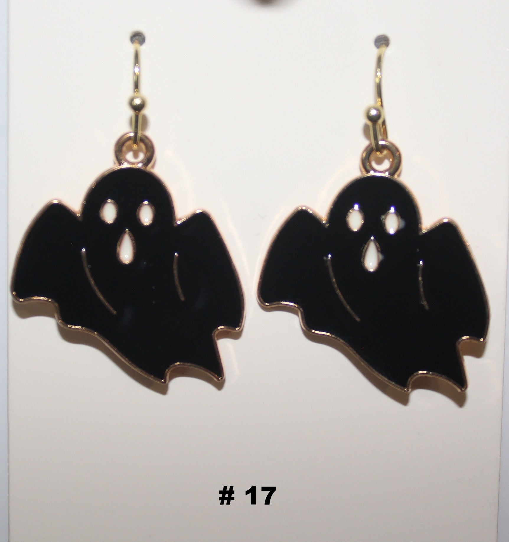Black ghost-shaped earrings