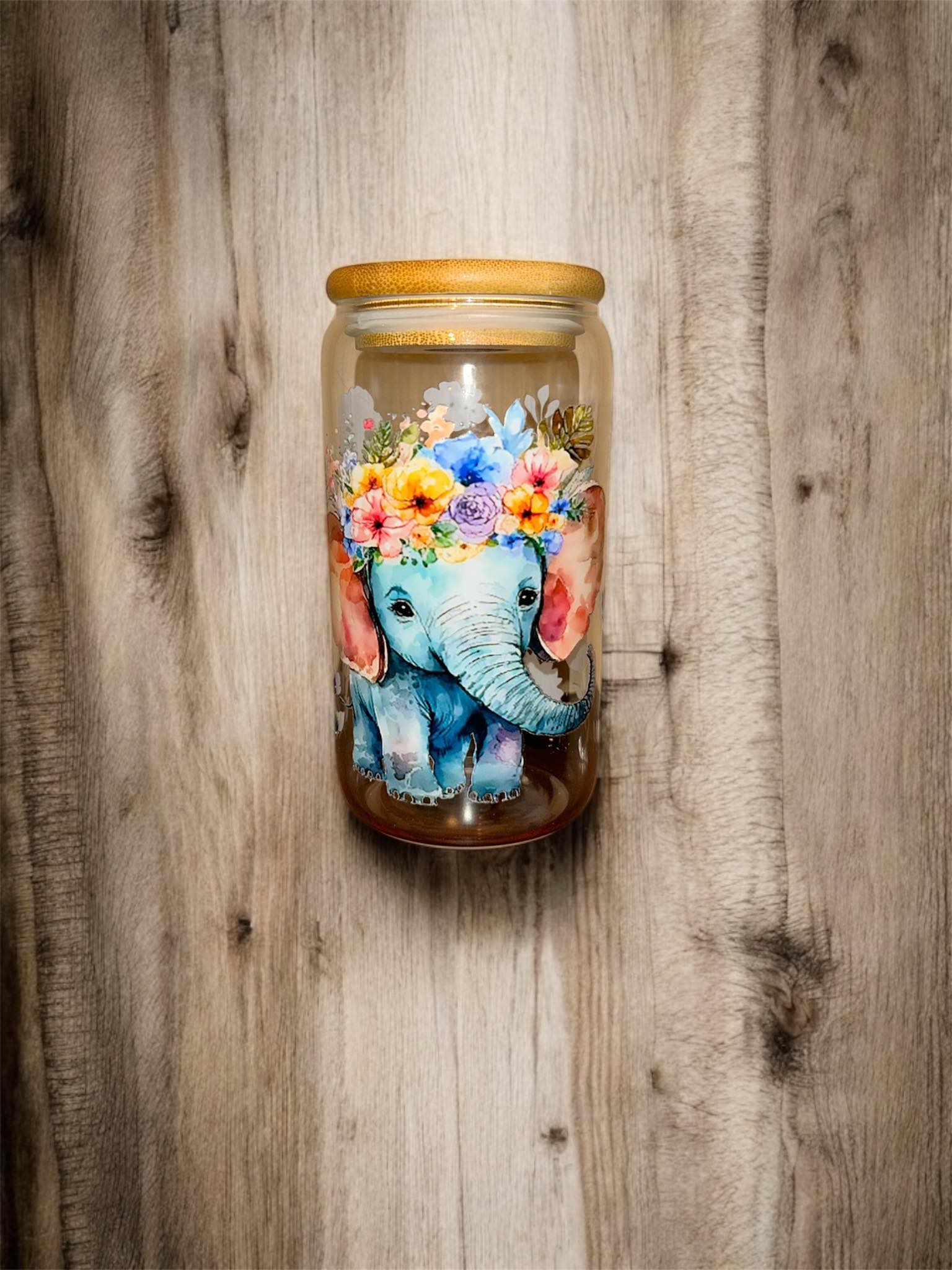 Elephant Glass tumbler with bamboo lid and glass straw