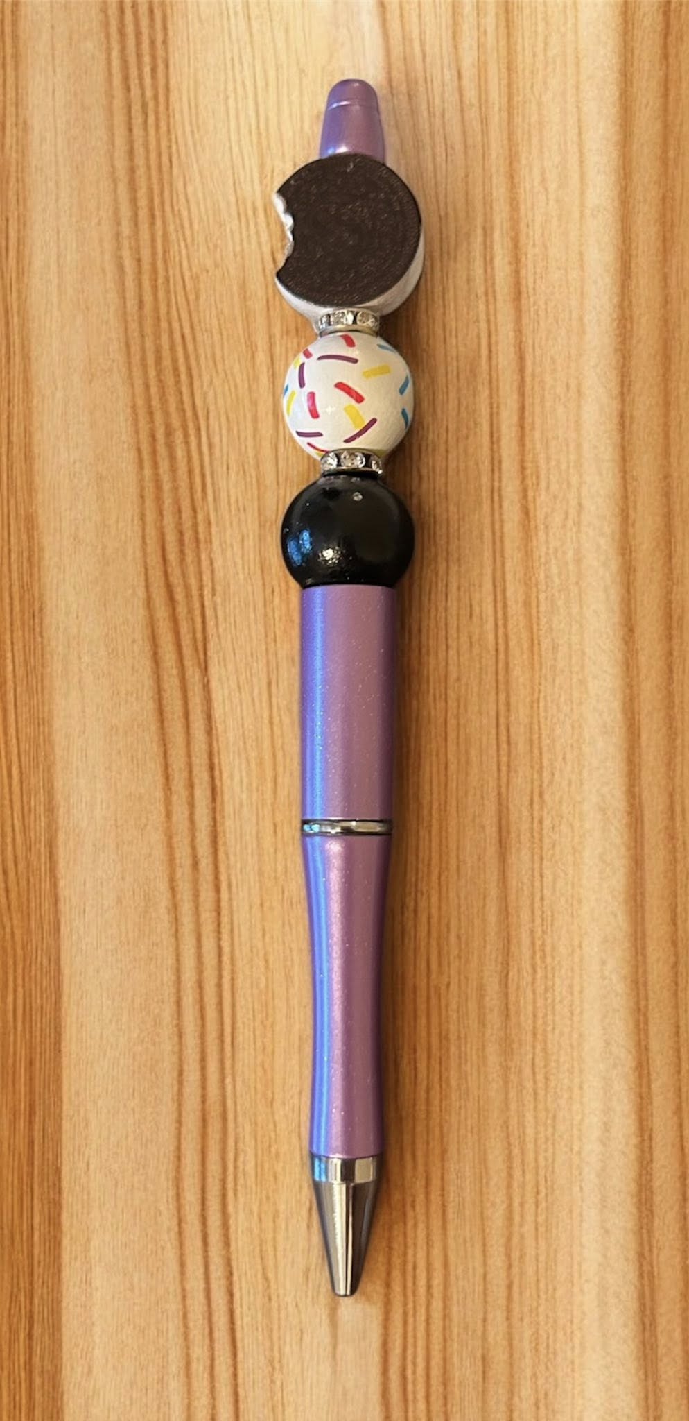 Decorative handmade pen with beads 
