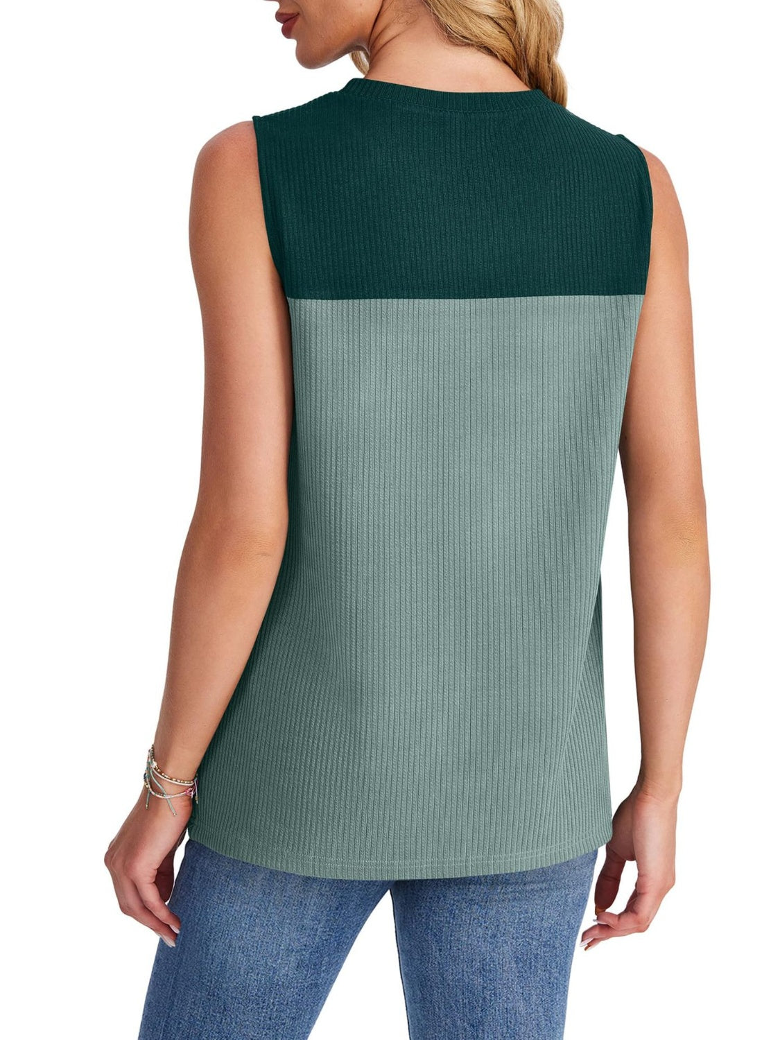 Sleeveless Color Block Round Neck Top
