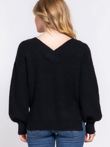 Long Seelve V-neck Sweater