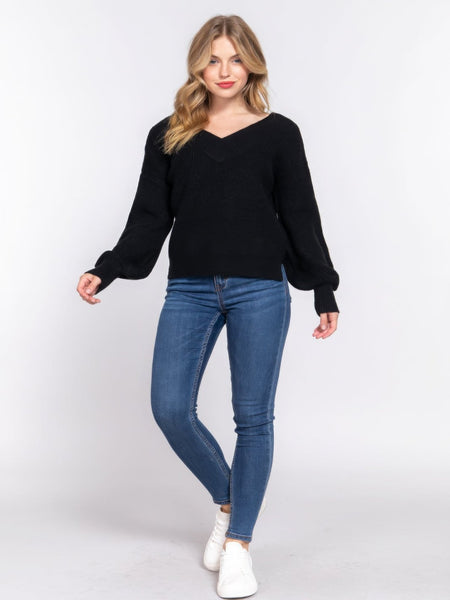 Long Seelve V-neck Sweater