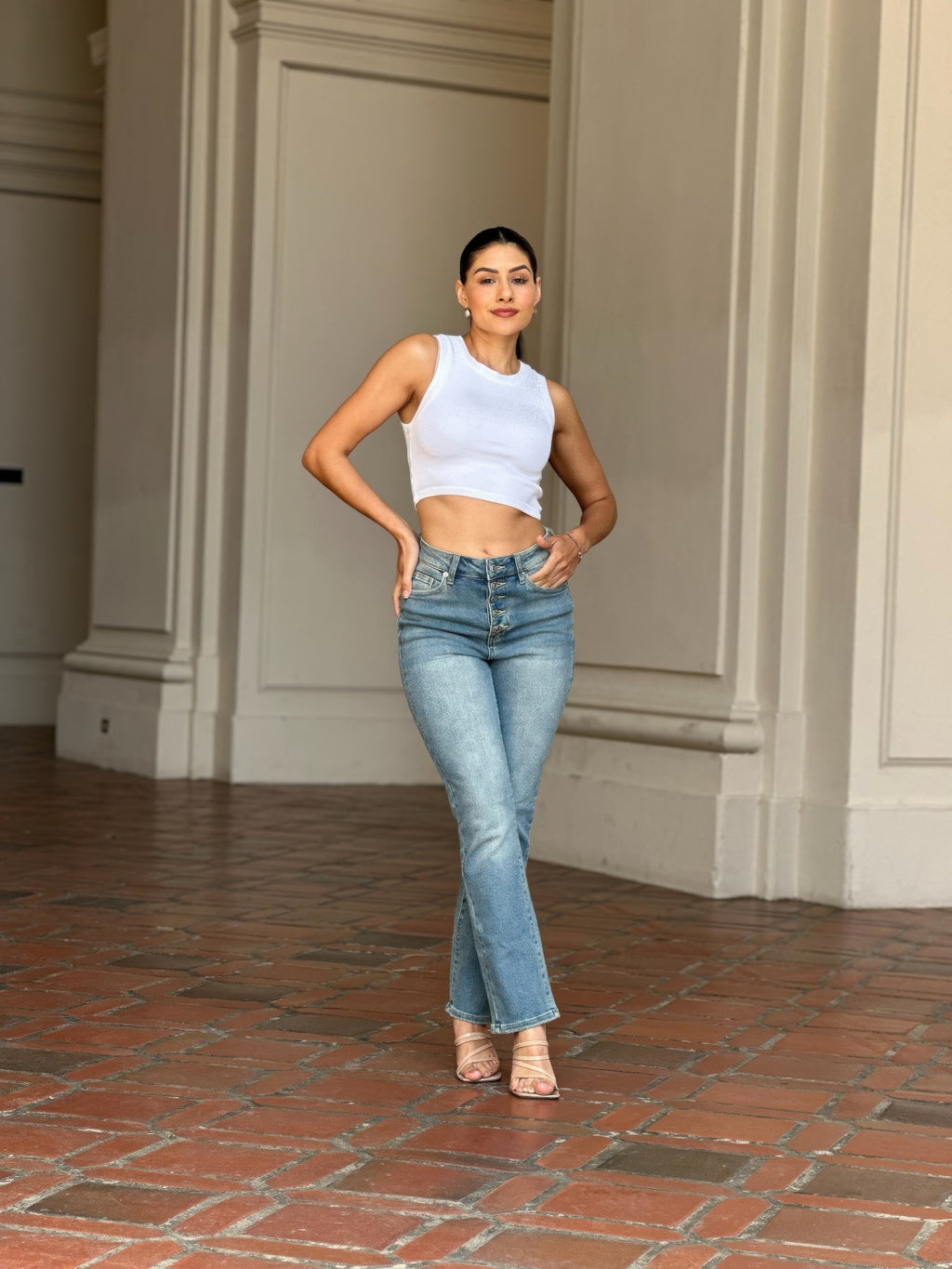 Women's High Rise Straight Leg cut Denim Jeans