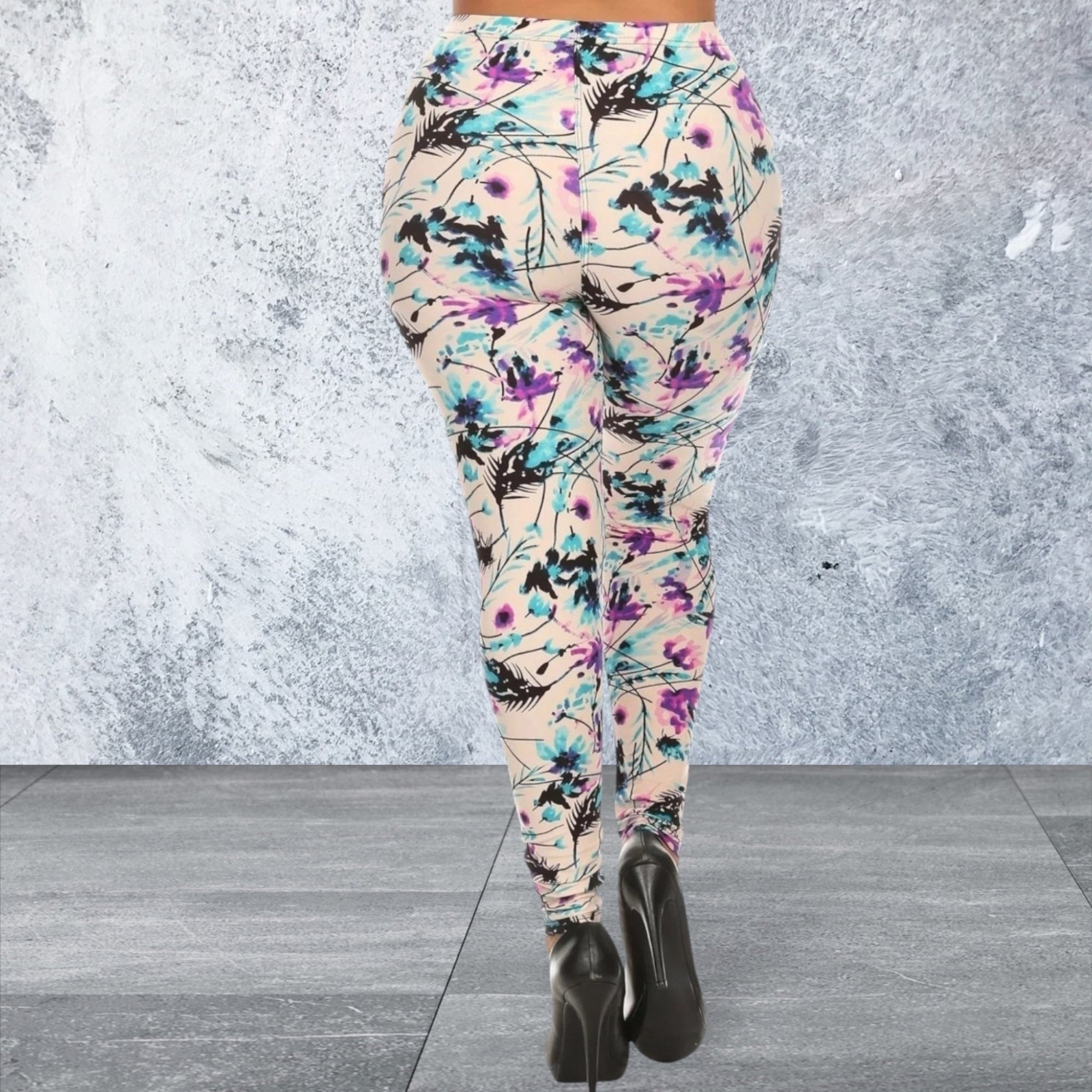 Plus Size Floral Print Leggings