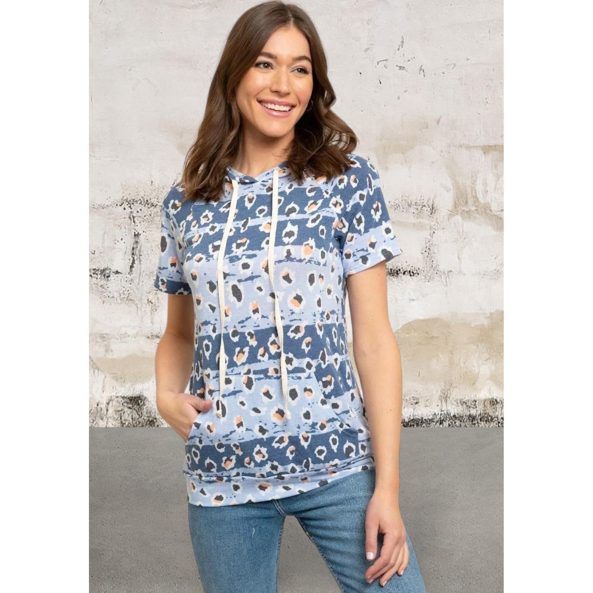 Short sleeve hooded top