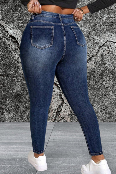 Plus Size Women Distressed Pocket Skinny Jeans