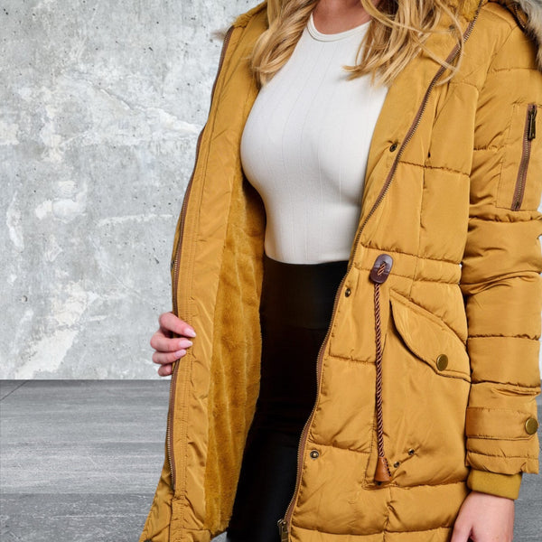 Women's long sleeve zip up puffer coat