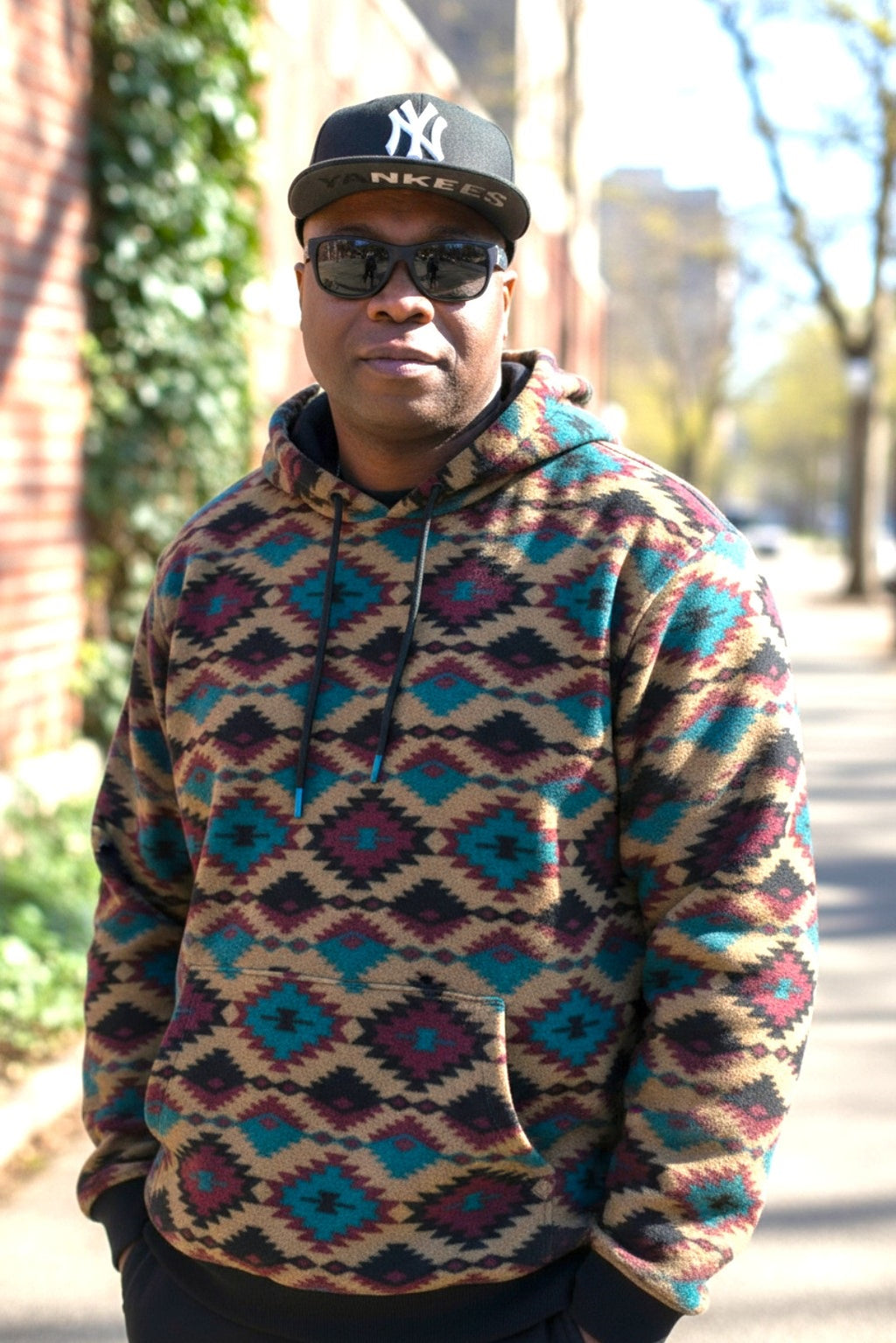 Mend's Aztec Diamond Print Hoodie