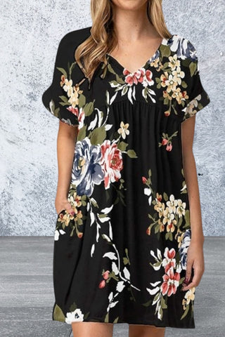 Plus Size Short Sleeve Black V Neck Mini Dress