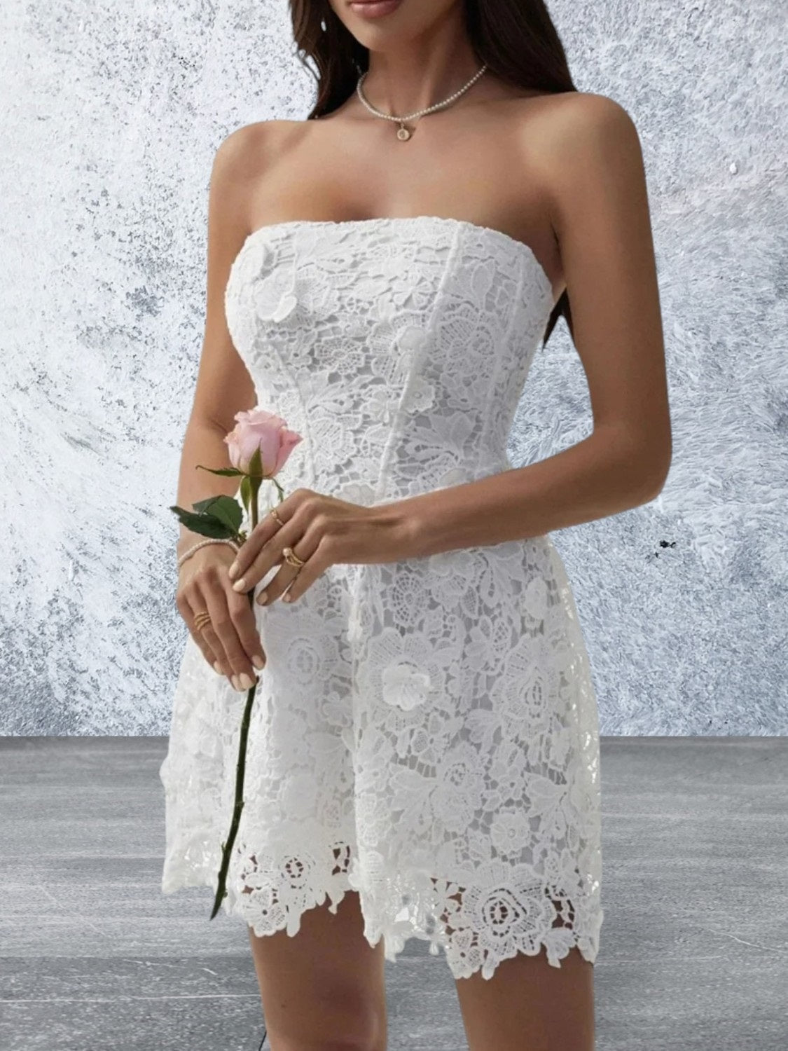 Sleeveless Devine Lace-Up Tube Lace Mini Dress