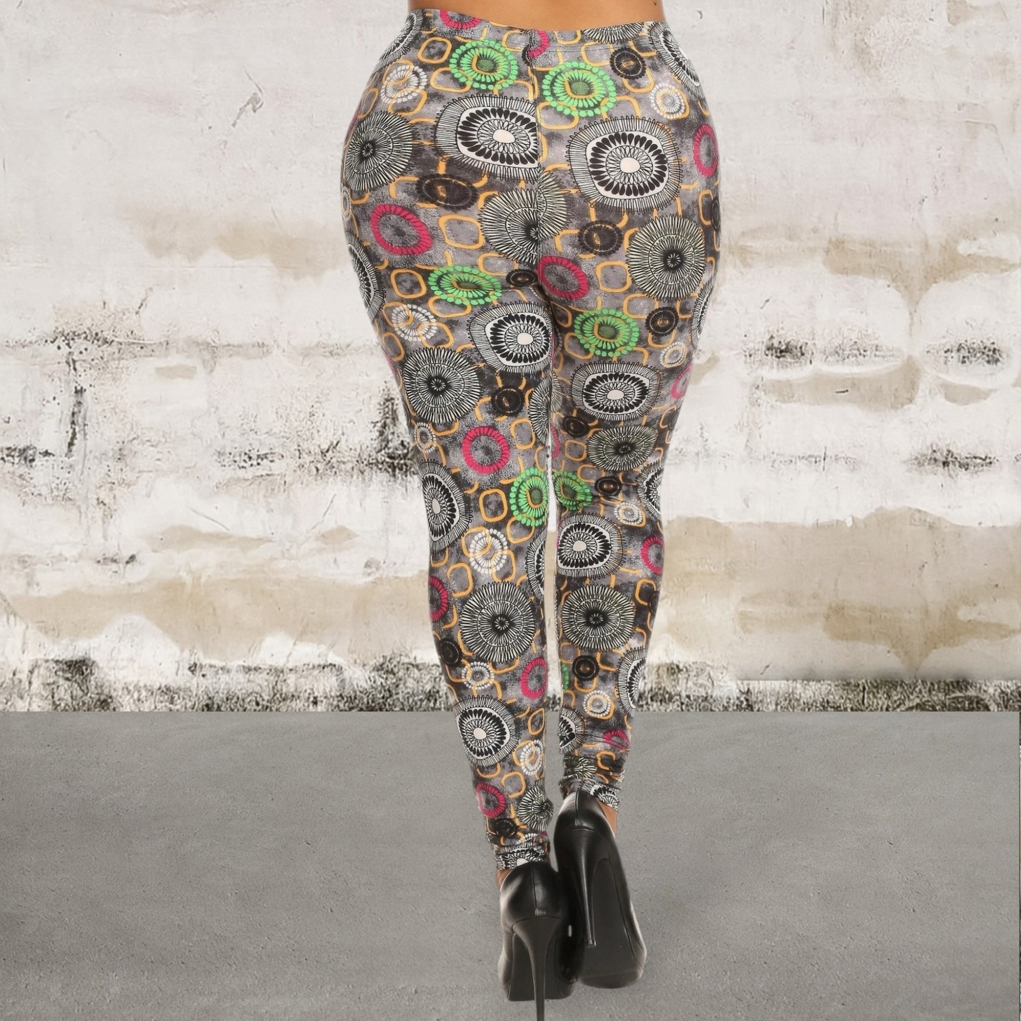 Plus Size Abstract Print Leggings