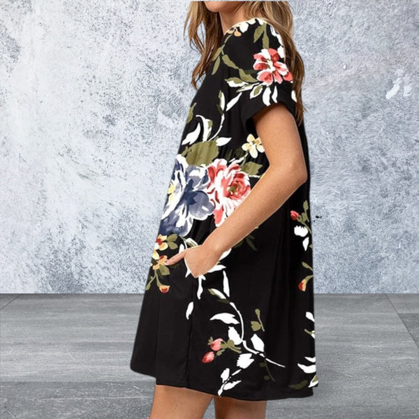 Plus Size Short Sleeve Black V Neck Mini Dress