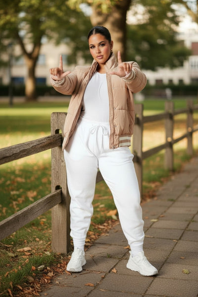 Women's Puffer Jacket Snap Button And Zipper Closure