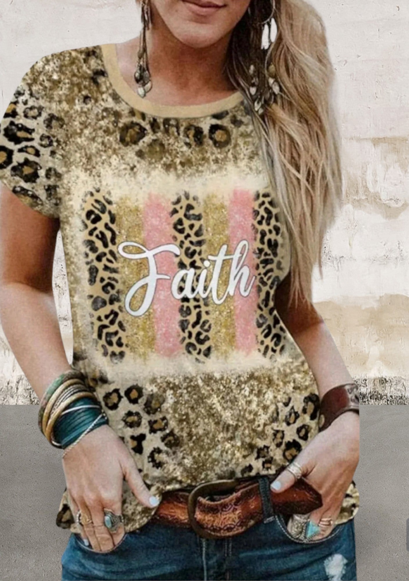 Short sleeve faith graphic leopard top