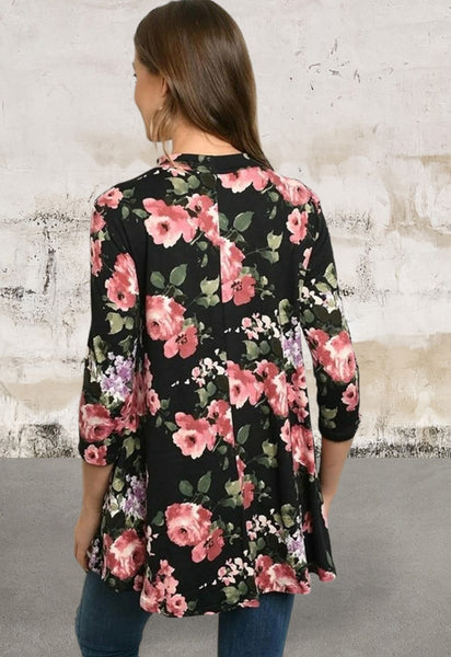 Black 3/4 sleeve round neck floral print tunic top