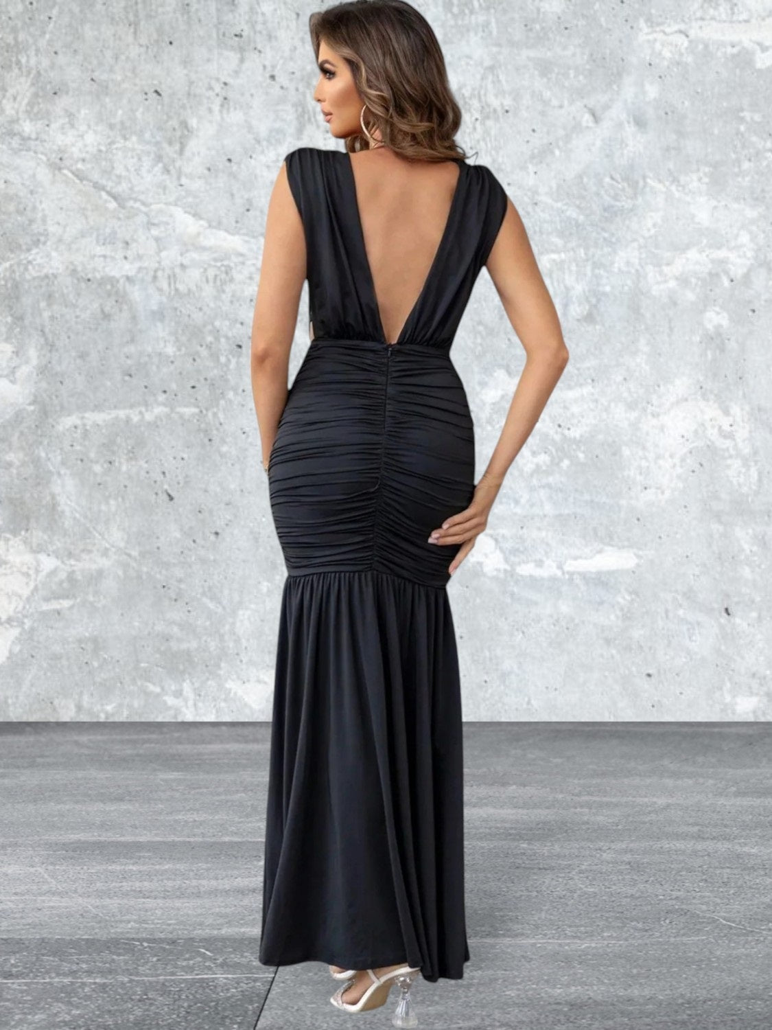 Women's Ruched Plunge Sleeveless Maxi Dress