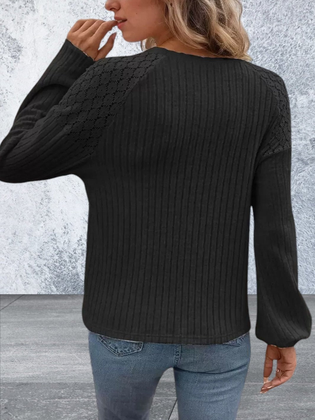 Womens Long Sleeve Round Neck Knit Top