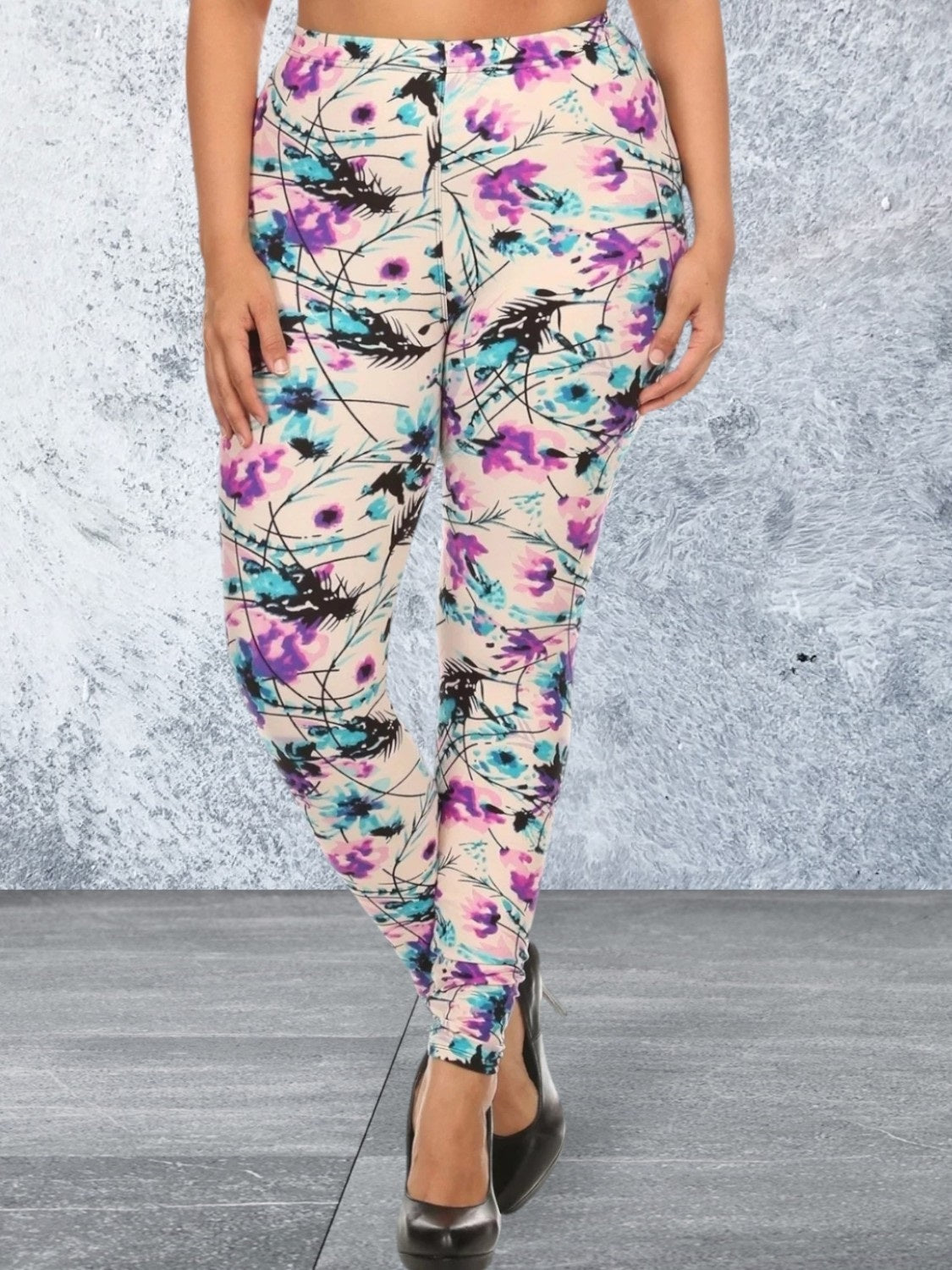 Plus Size Floral Print Leggings