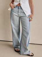 Women's Contrast Straight Leg Jeans with Pockets