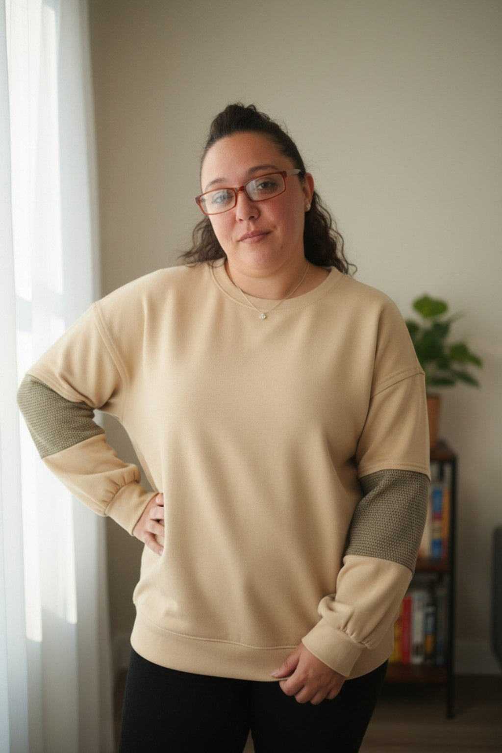 Plus size contrast texture patchwork pullover sweatshirt