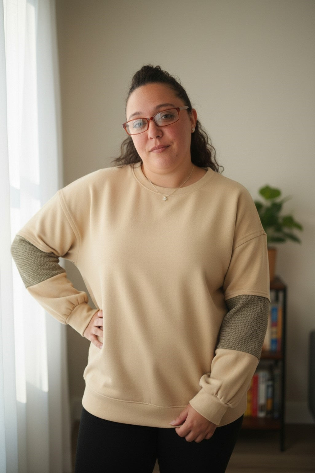 Plus size contrast texture patchwork pullover sweatshirt