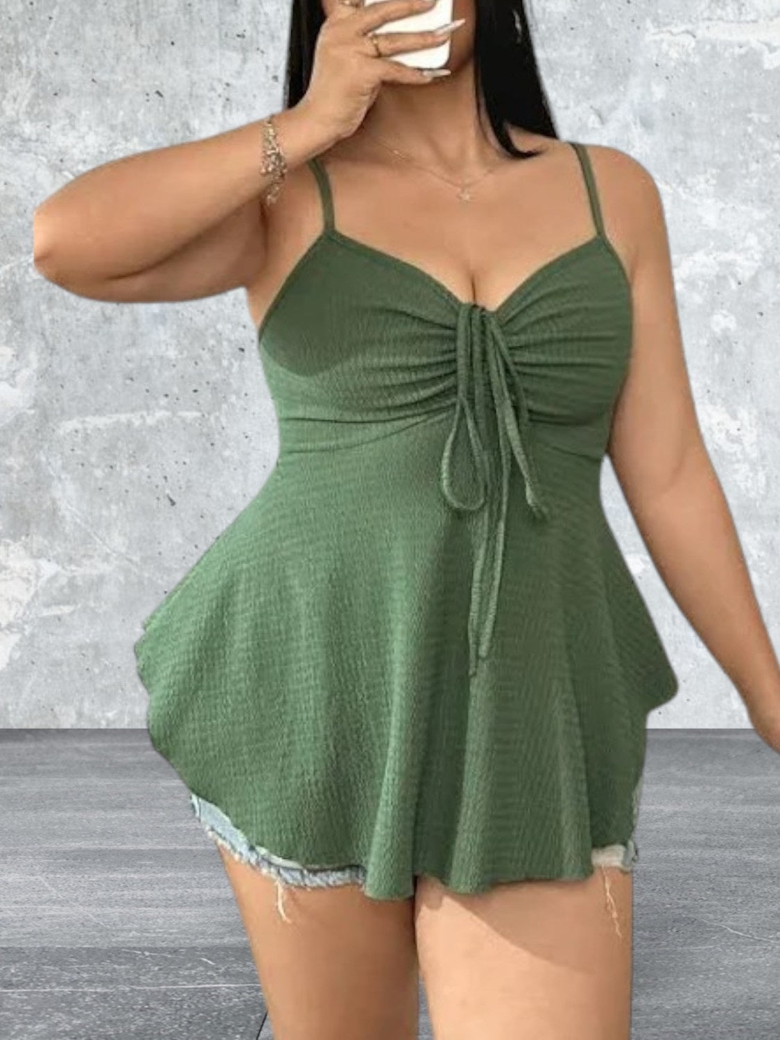 Plus Size Sleeveless Spaghetti Strap Stretch Top