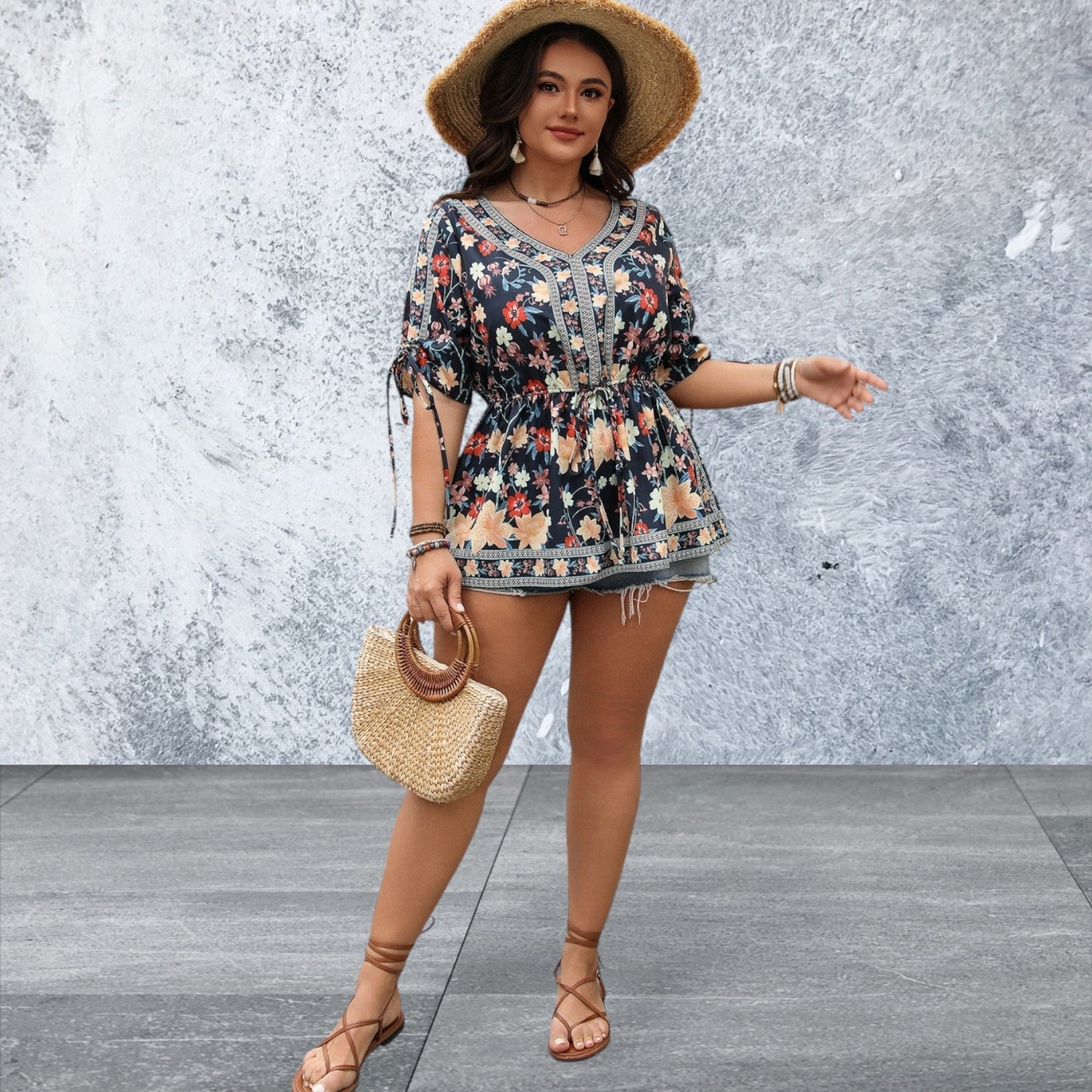 Plus Size Floral V-Neck Half Sleeve Top