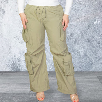 Plus Size Lightweight Flap Pockets Ruched Pants
