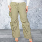 Plus Size Lightweight Flap Pockets Ruched Pants