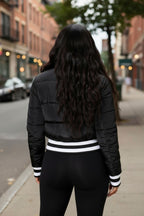 Women's Puffer Jacket Snap Button And Zipper Closure