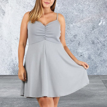 Plus Size Solid Print Sleeveless Dress