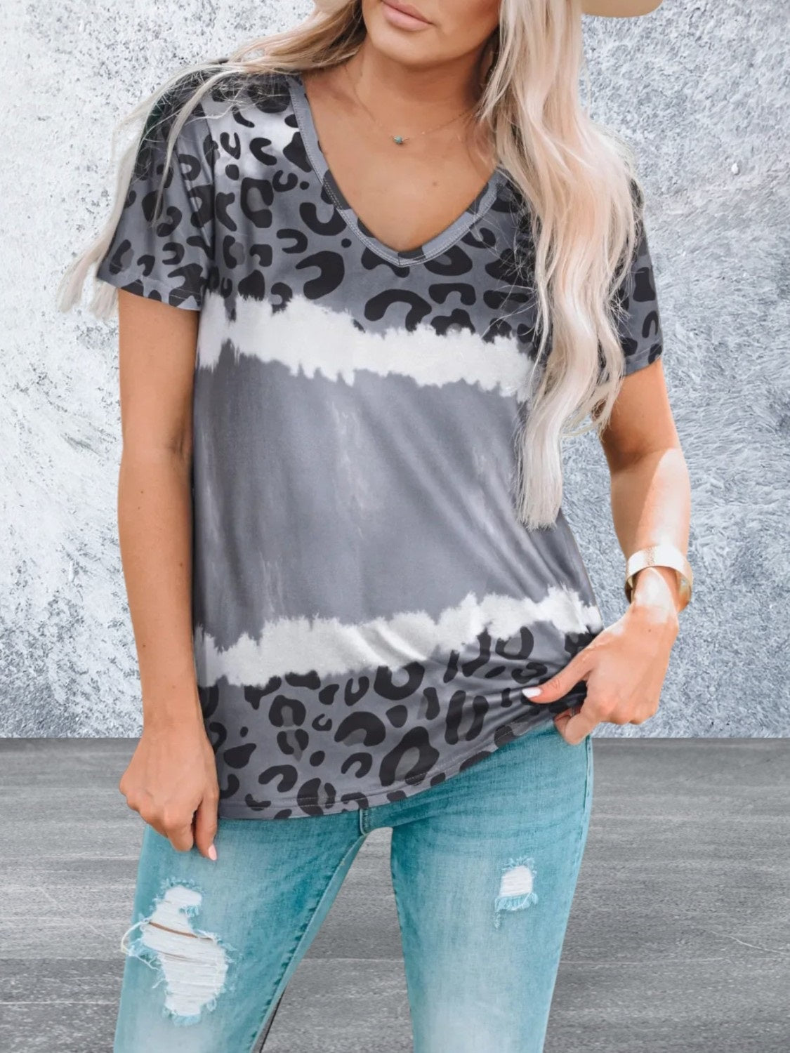 Short Sleeve  Leopard Print V-Neck Top
