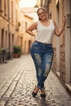 Women's Distressed Skinny Jeans