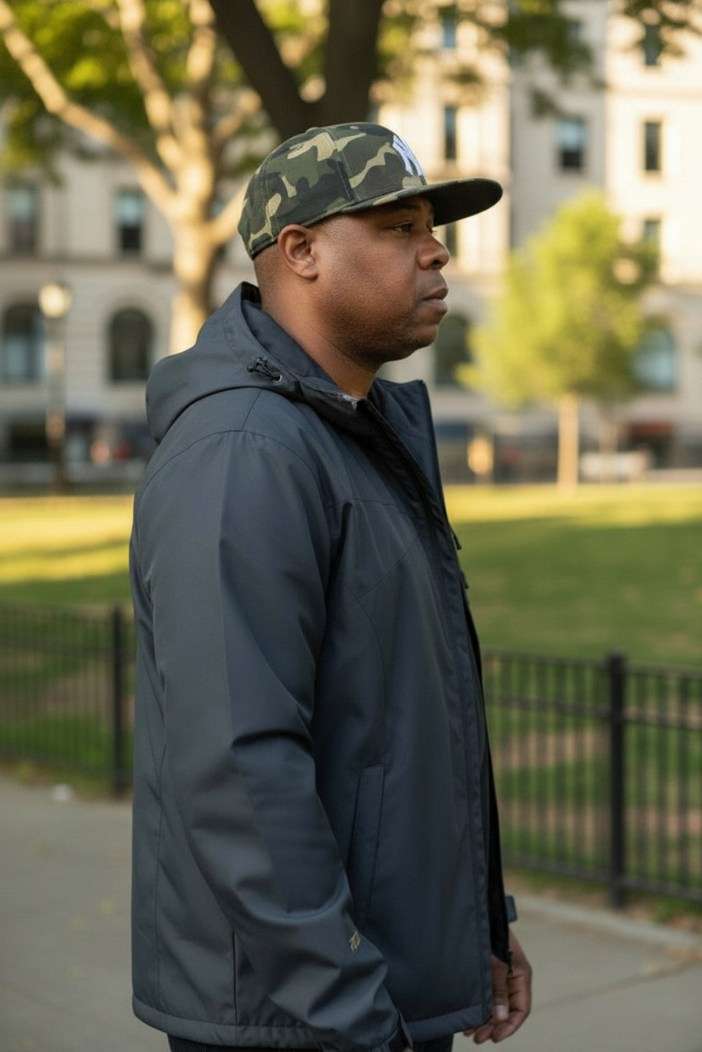 Men's Hooded Windproof Zip Up Outdoor Jacket