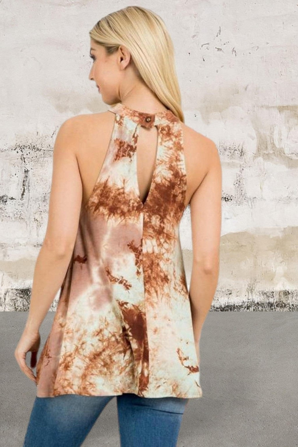 Sleeveless pullover rust tie dye top