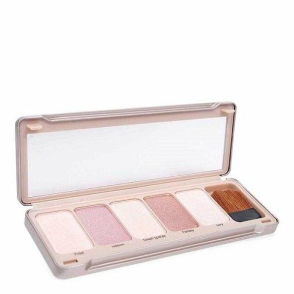 Beauty creations highlight palette powder based